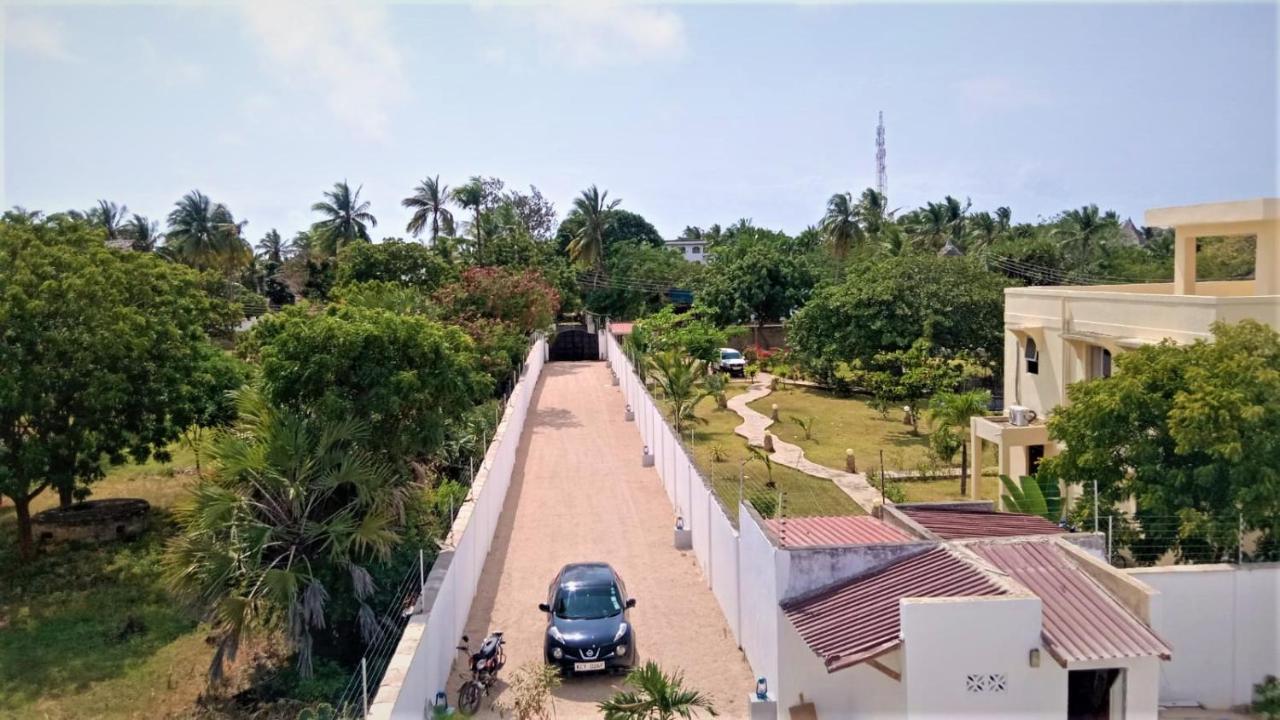 V-Szameitat Homes, Kongo River Diani Beach Ngoại thất bức ảnh